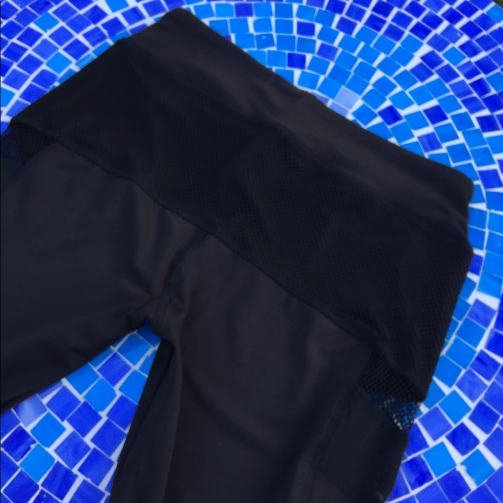 SOLD!  NEW Electric Yoga Sexy Mesh Panel leggings - Picture 5 of 7
